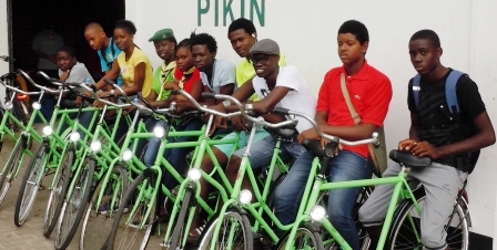 scoutinggroep op de fiets